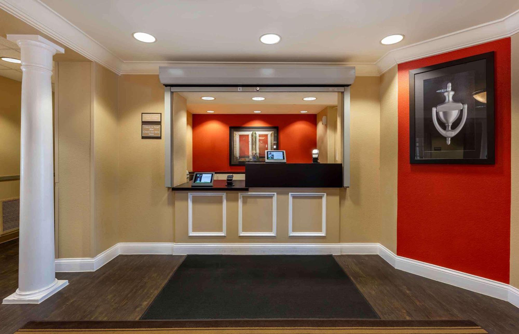 Extended Stay America Suites - Chicago - O'Hare - Allstate Arena Des Plaines Exterior photo