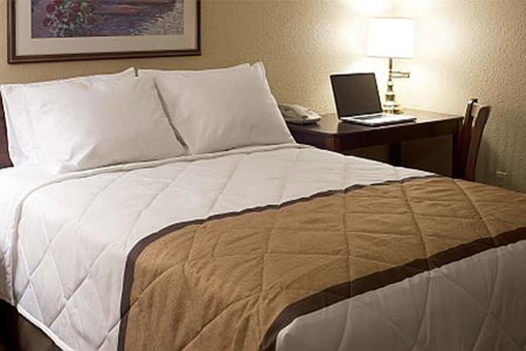 Extended Stay America Suites - Chicago - O'Hare - Allstate Arena Des Plaines Exterior photo